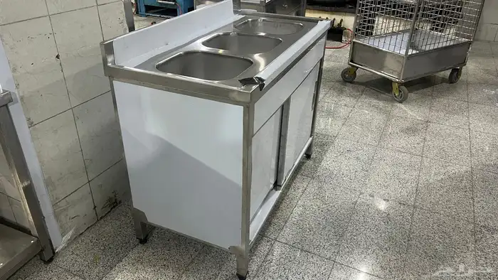 طاولات ستيل رفوف ستيل صواني مخابز ستيل 14