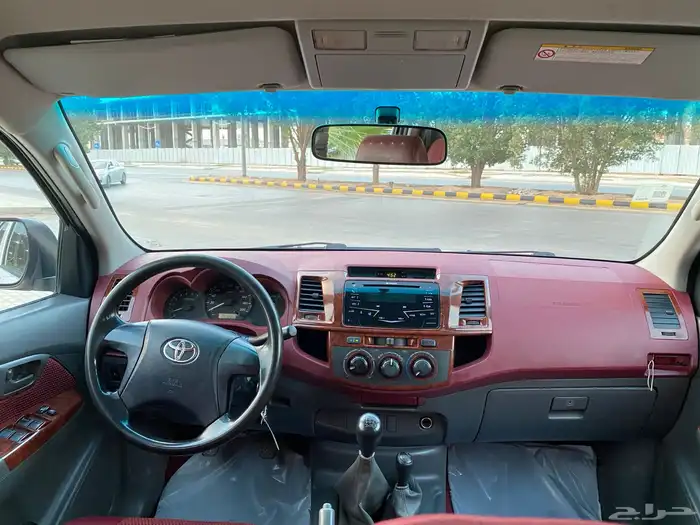 تويوتا هايلكس سوبر SGLX دبل جير عادي 18