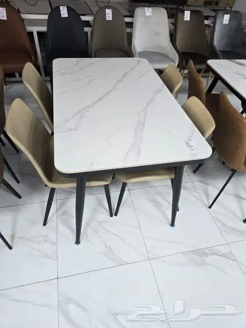 طاولات طعام ب اشكال جديده 13