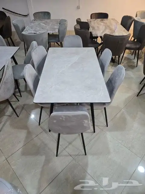 طاولات طعام ب اشكال جديده 10