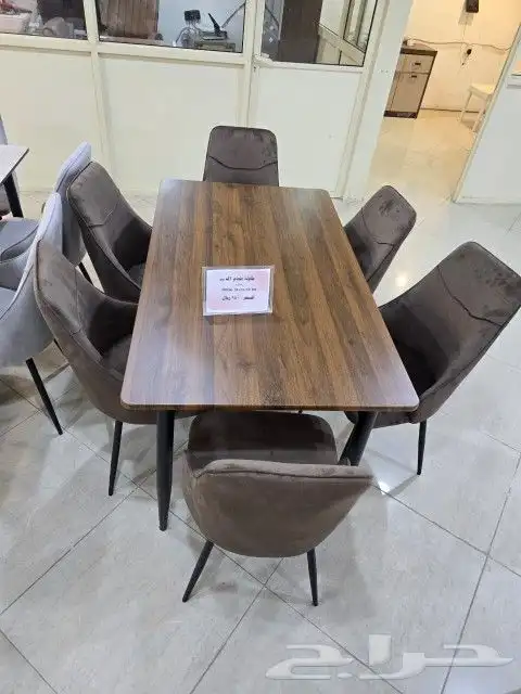 طاولات طعام ب اشكال جديده 7