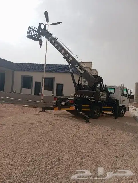 كرينات للايجار بجميع انواعها رفع الغرف والكنب والمكيفات 0