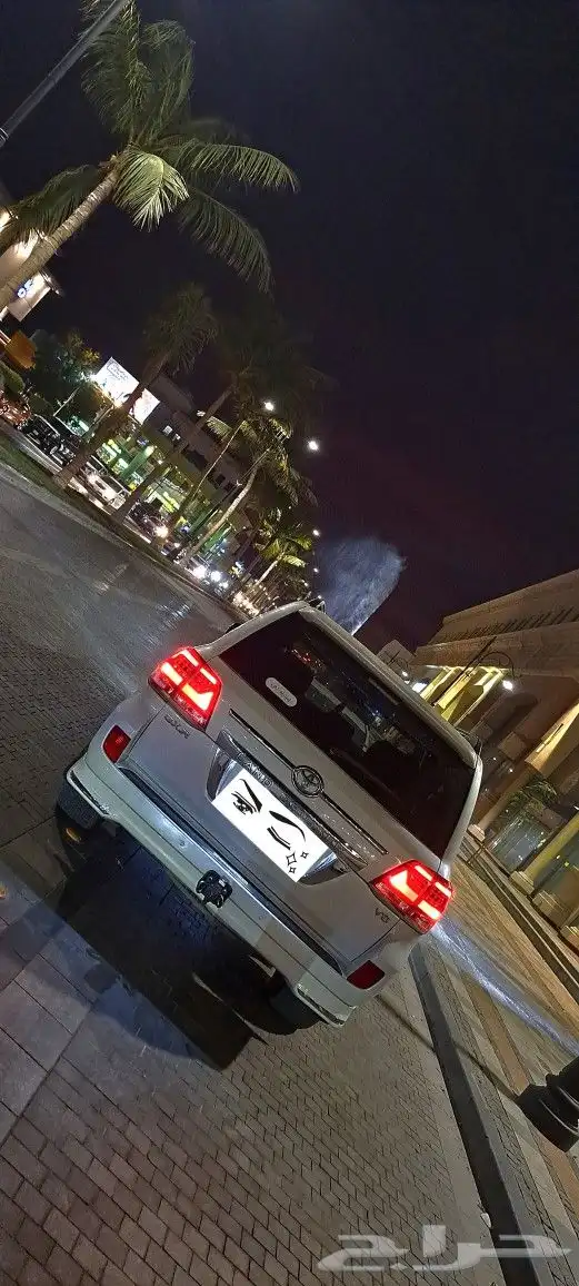 لاندكروزر 2011 فل كامل 6 سلندر للبيع 1