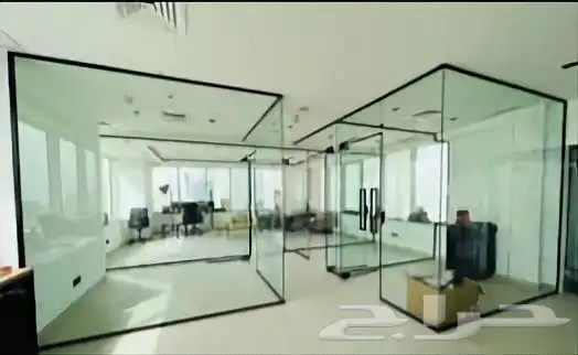 وجهات سكريات 10 مالي ومكتب زجاجيه 1