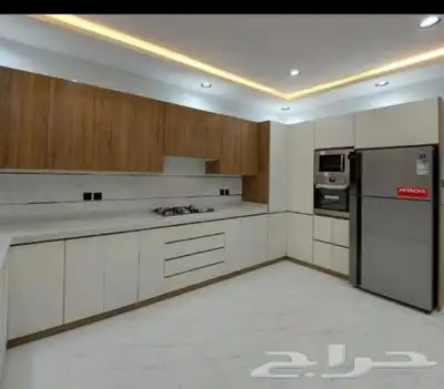 معلم فن الالمونيوم للفك والتركيب ونقل المطابخ 0