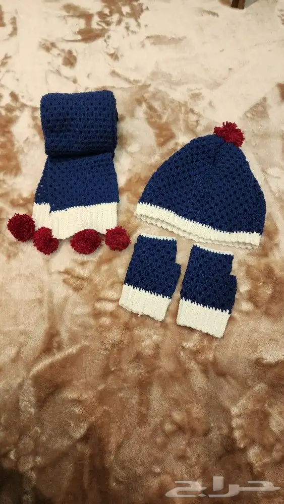 اطقم الشتاء للأطفال والكبار 0