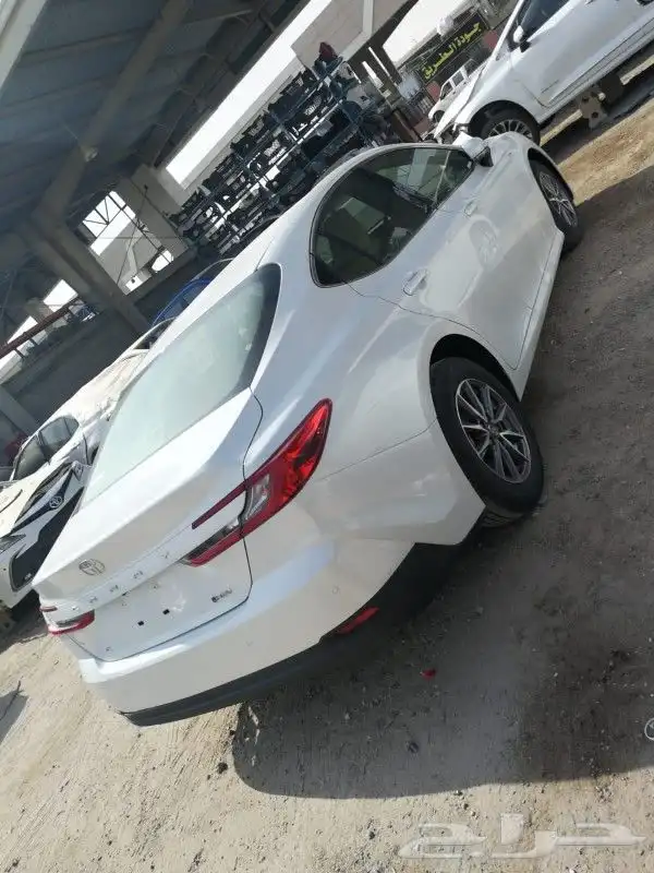 تويوتا كامري 2025 3