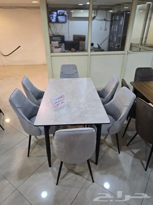 طاولات طعام ب اشكال جديده 6