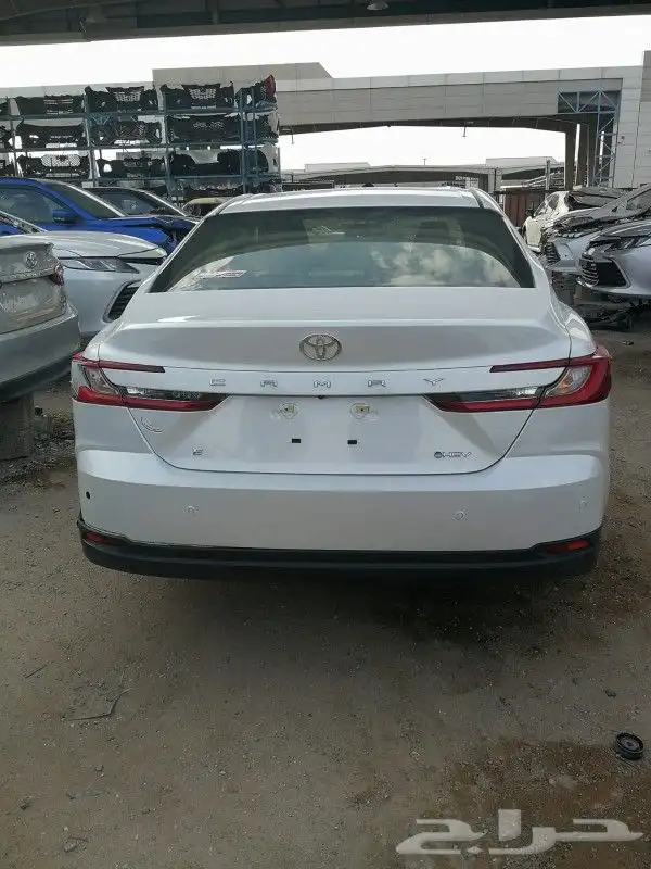 تويوتا كامري 2025 8