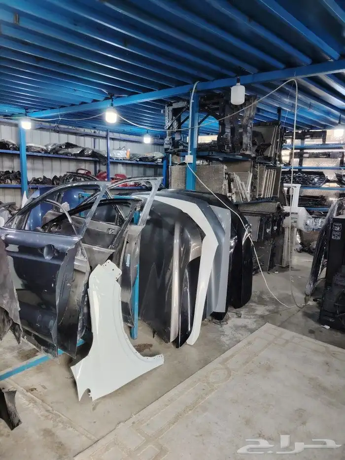 تشليح السلي لجميع انواع القطع الغيار السيارات 4