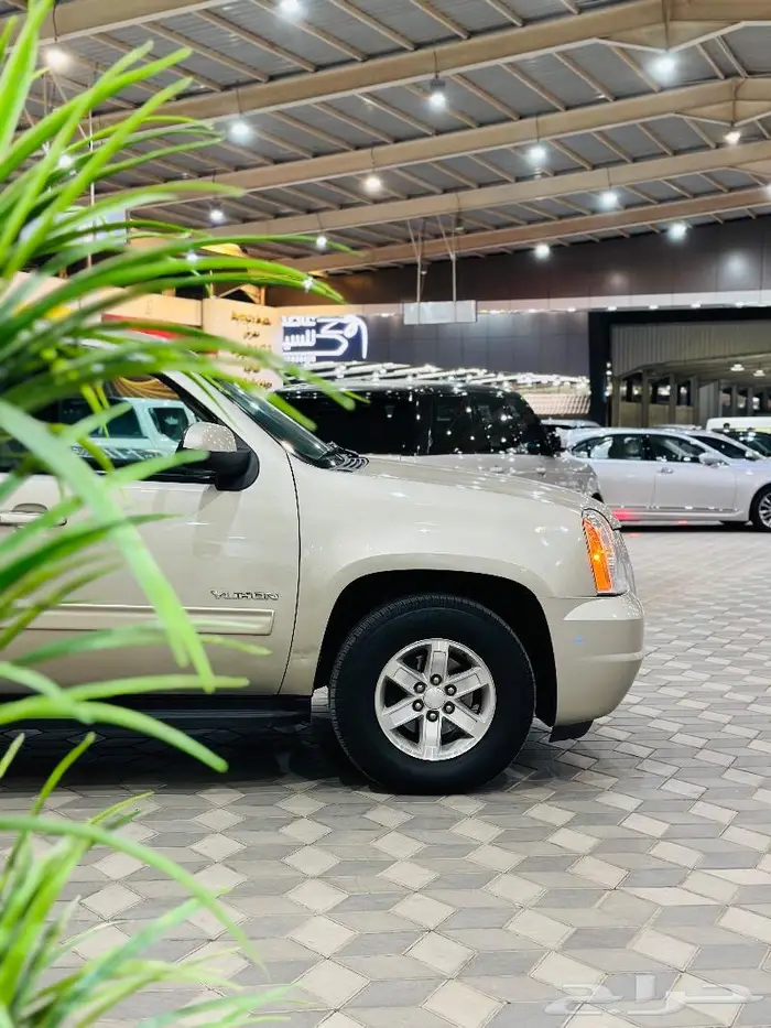 يوكن قصير 2014 دبل الجميح.( تم   البيع) 20