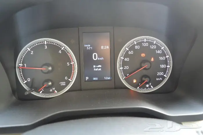 تويوتا باص هايس 2025 ديزل سقف مرتفع قير أوتوماتيك 25