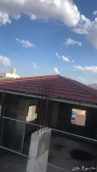 للبيع سقف قرميد كوري 2