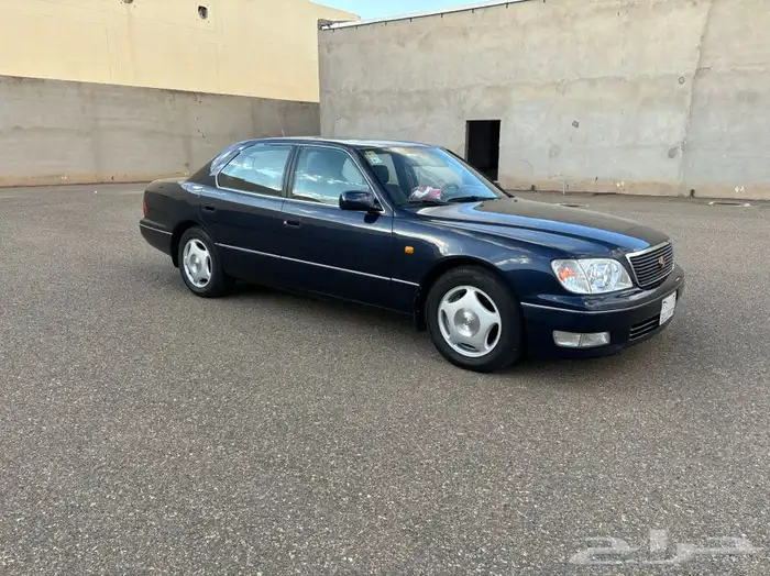 لكزس LS 400 نظيف 5