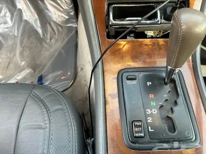 لكزس LS 400 نظيف 17