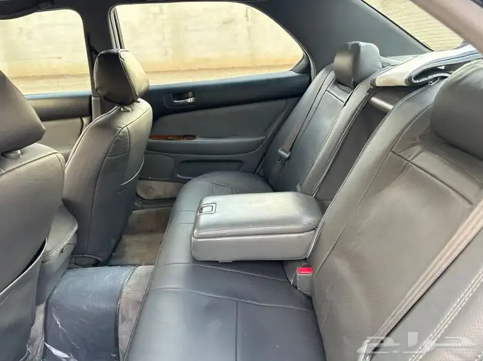 لكزس LS 400 نظيف 11