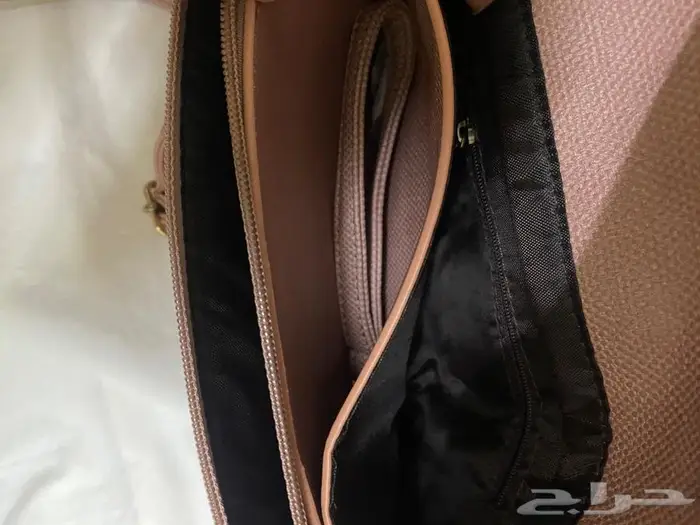 شنطة يد جديدة وجلدها قوي 2