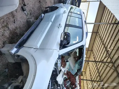 قطع غيار ميتسوبيشي باجيرو 2017 3