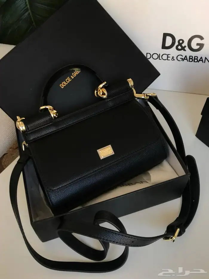 شنط دولتشي اند غابانا نسائيه شامل التوصيل ودفع عند الاستلام 22