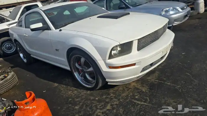 كبوت و قطع غيار موستنج 2005-2010 0