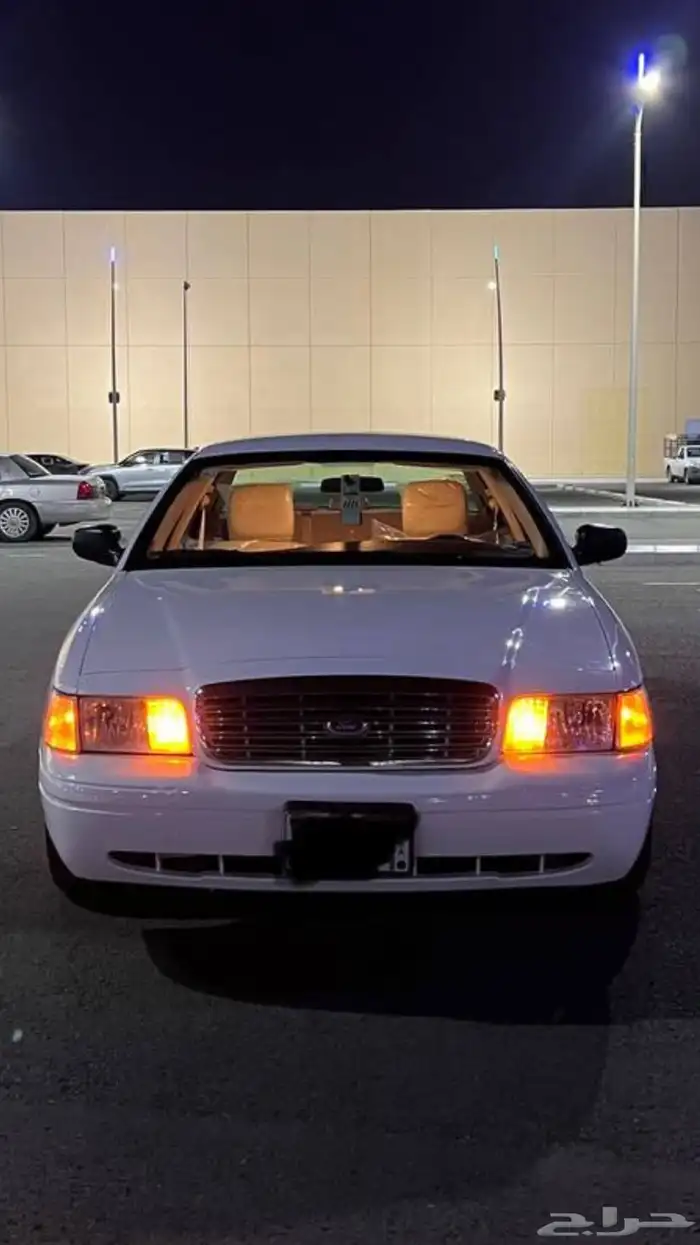 فورد 2011بوليسي مخزن ماشي 70 الف (تم البيع) 21