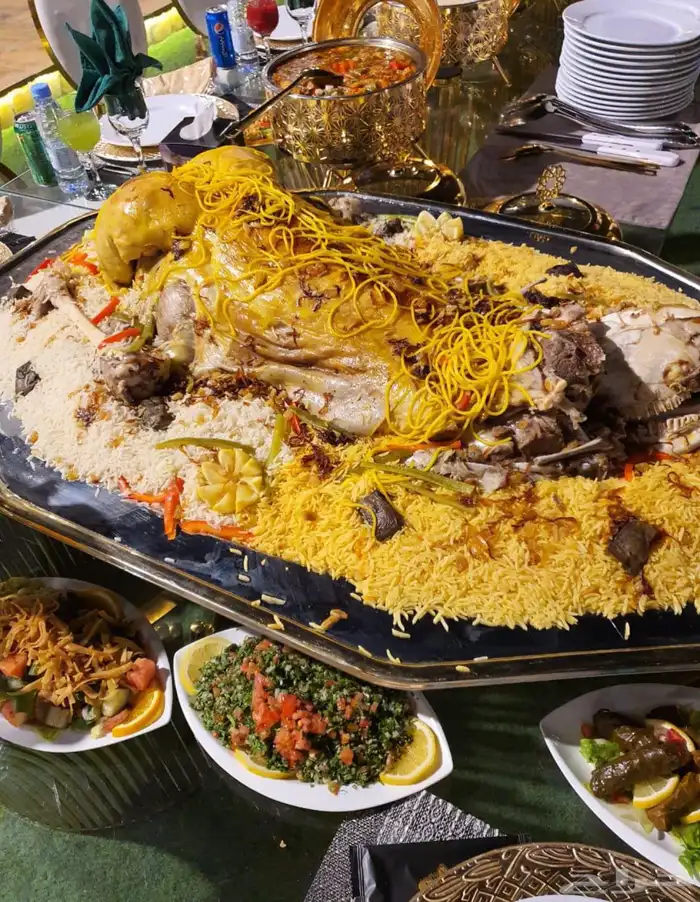 تنظيم بوفيهات غداء وعشاء وكوفي بريك 6