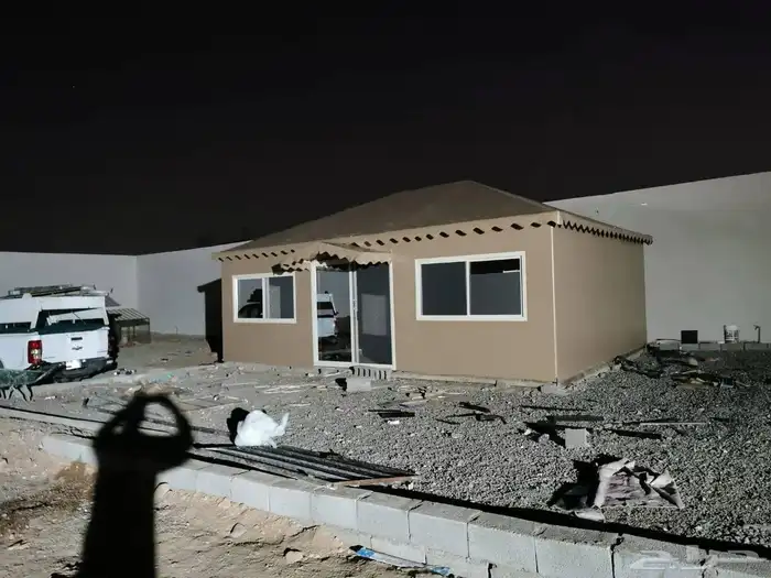 مظلات وسواتر 24