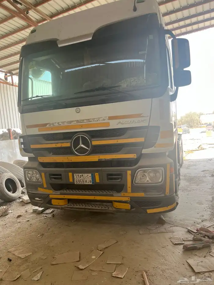 عدد 10 سيارات ومحول كهربائي ومكاينة لحام وأدوات نجارة للبيع 36