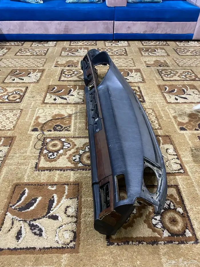 مكاين قزاز مع عظماتها مرسيدس 560 m91 1