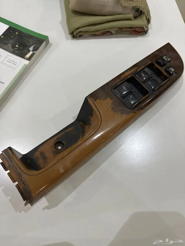 سنتر لوك نيسان 98 1