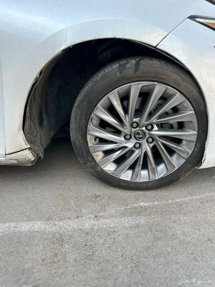 للبيع لكزس مصدوم موديل 2020 (( مباعه )) 6