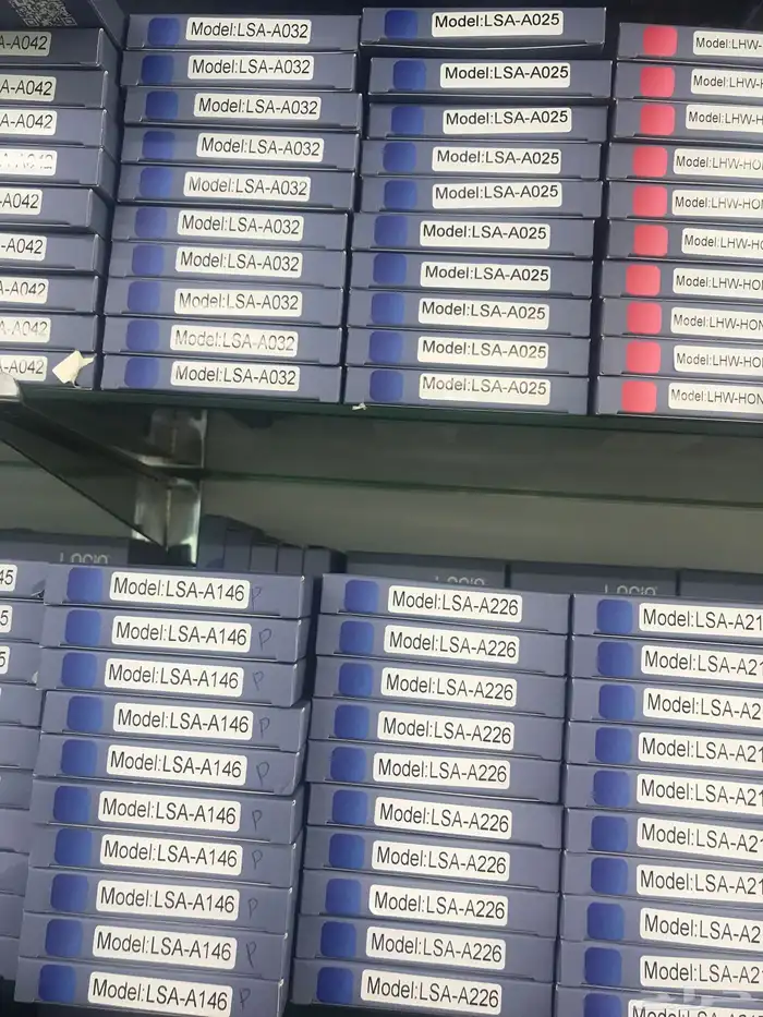 قطع غيار الجوالات والكمبيوترات واجهزة الكترونية 1