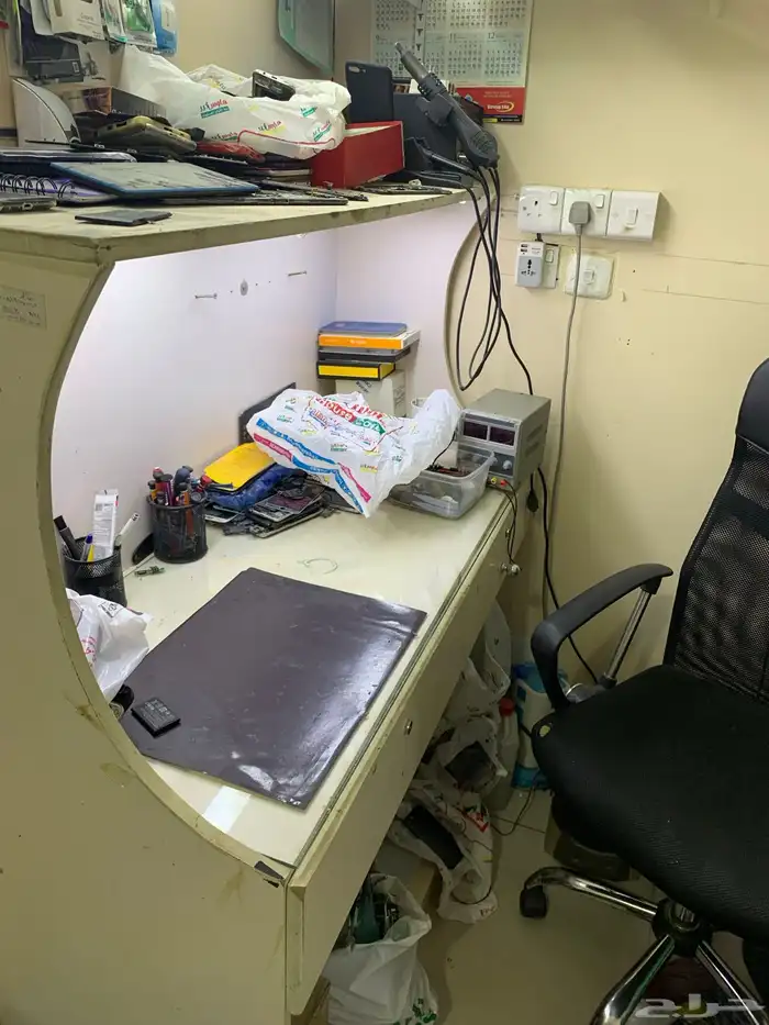 صيانةجوالات وبضاعه اكسسوارات جديده وقديمه وأجهزه تشليح 1