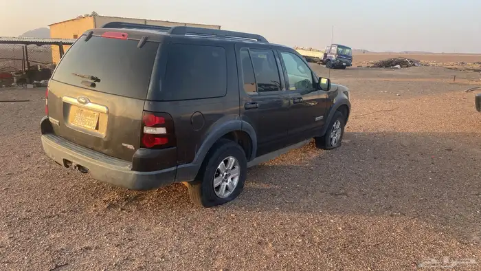 جيب اكسبلورر 1