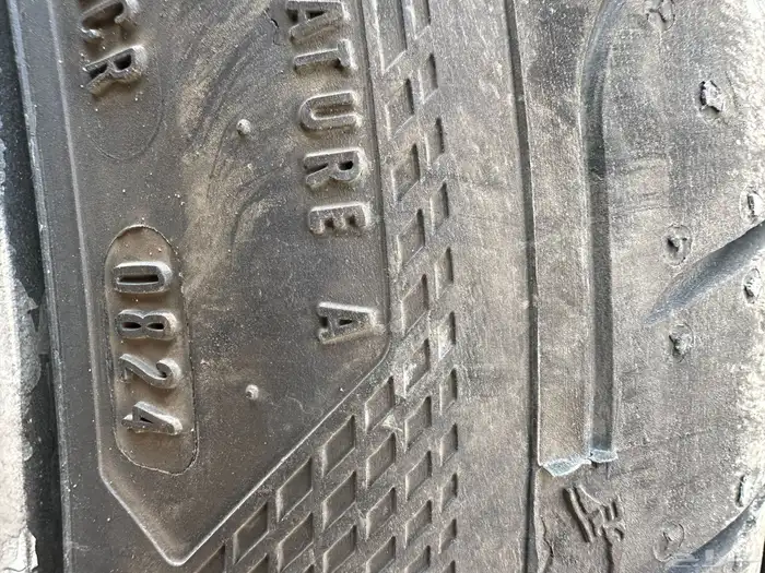 للبيع لكزس مصدوم موديل 2020 (( مباعه )) 18