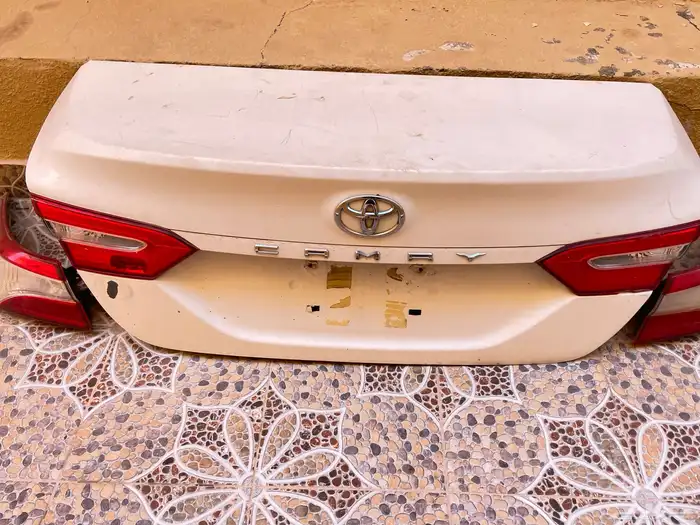 قطع وكاله كابرس و كامري 10