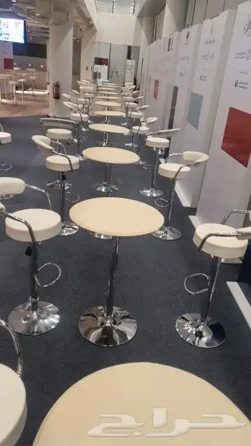 يوجد لدينا شاشات وجميع انواع الكراسي وكل ما يخص الحفل 9