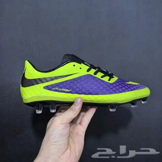 جميع شوزات و جزم نيمار القديمة والنادرة Nike hypervenom 15