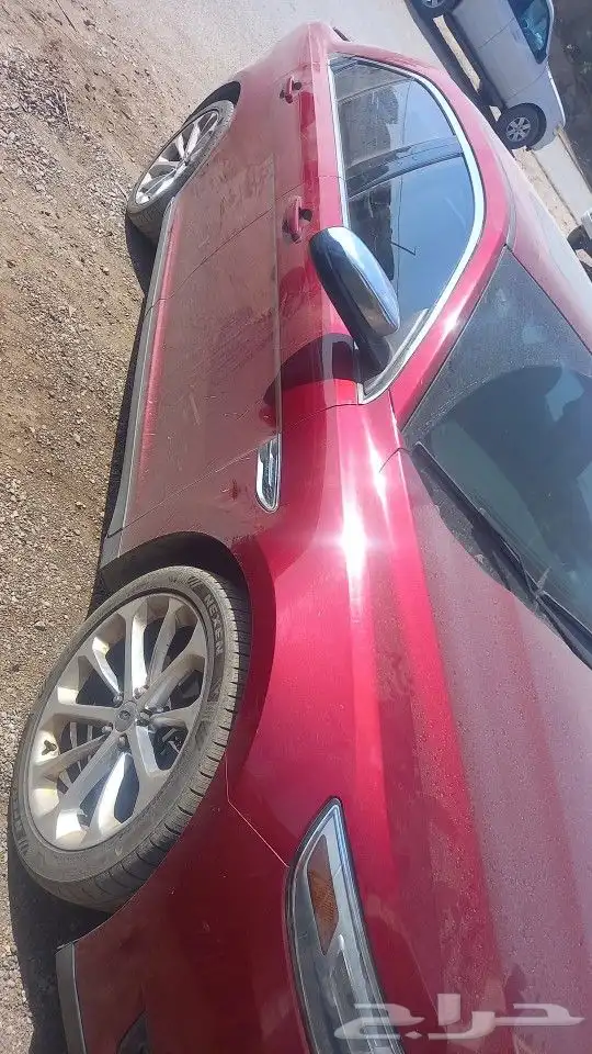 تورس 2015 اللون احمر 0