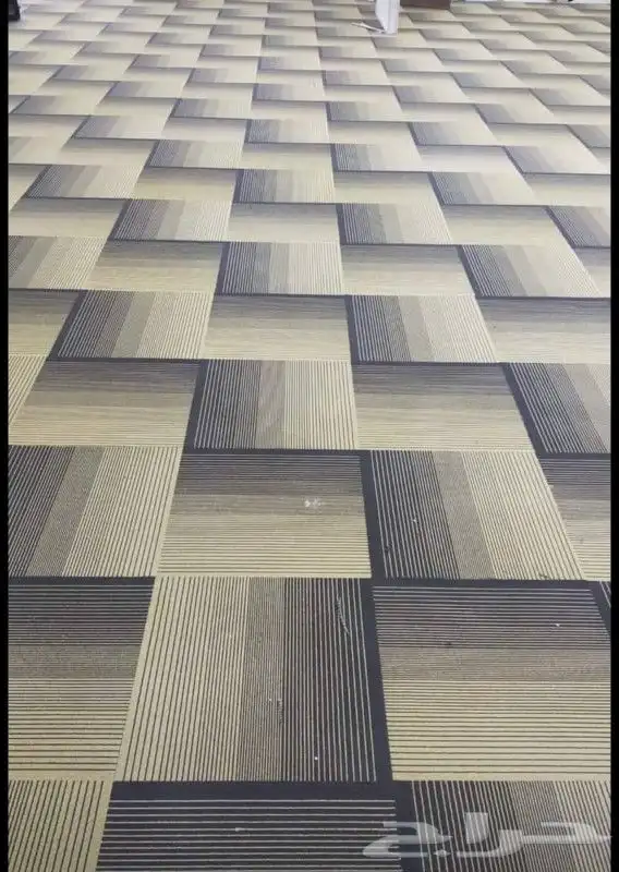 موكيت مربعات للمكاتب 50   50 7