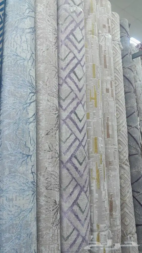 يوجد لدينا جميع انواع المفروشات والموكيت 2