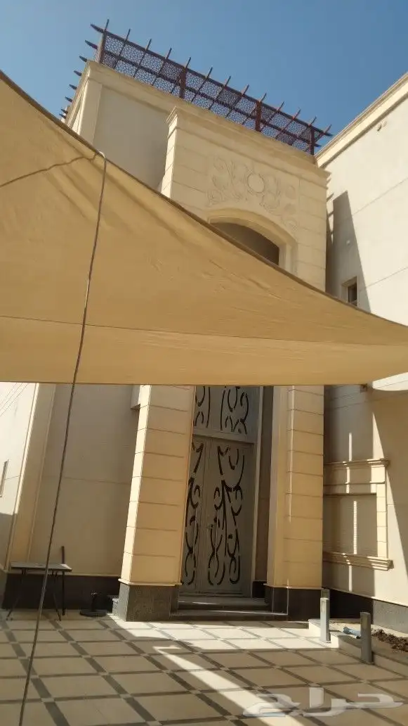 مظلات شبك كوري ظل شد انشائي للممرات والاحواش ومواقف السيارا 2