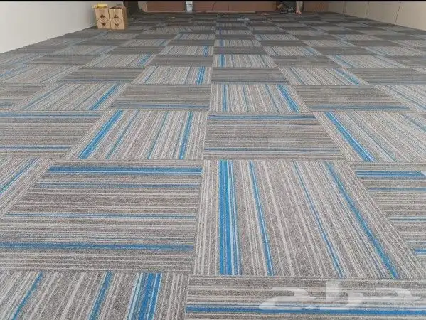 موكيت مربعات للمكاتب 50   50 8