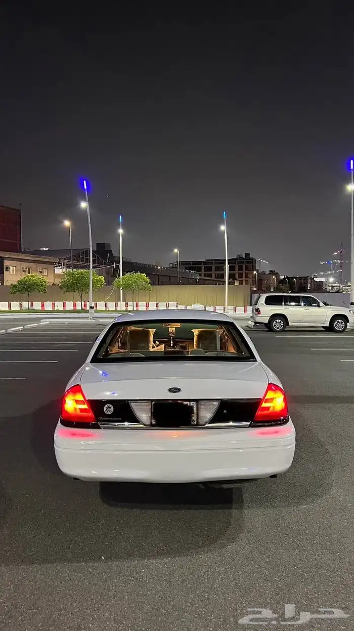 فورد 2011بوليسي مخزن ماشي 70 الف (تم البيع) 10