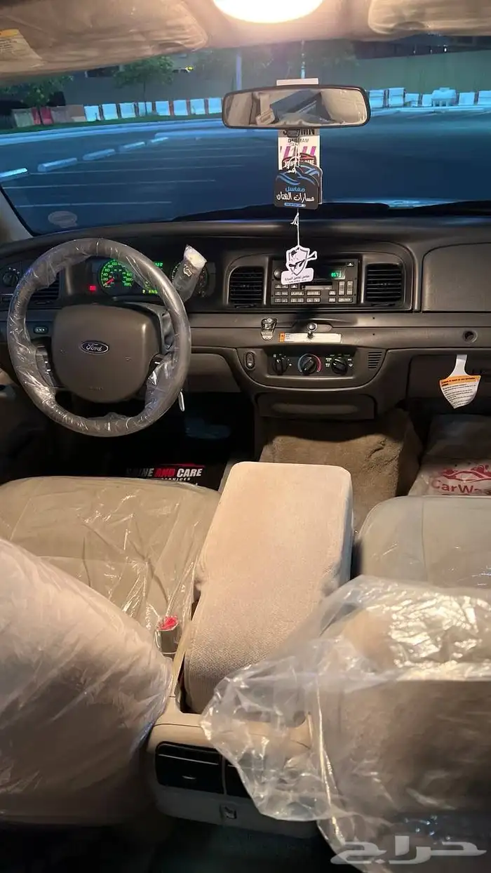 فورد 2011بوليسي مخزن ماشي 70 الف (تم البيع) 26
