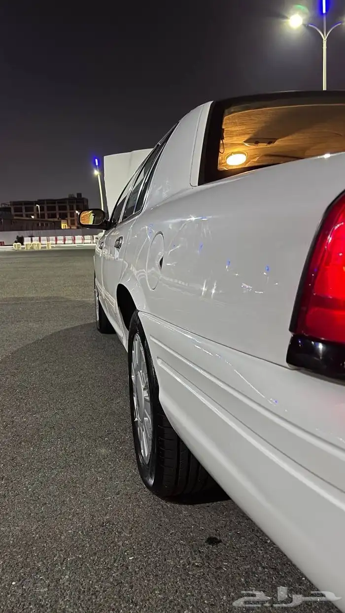 فورد 2011بوليسي مخزن ماشي 70 الف (تم البيع) 17