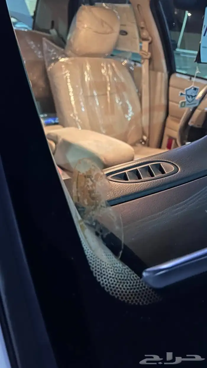 فورد 2011بوليسي مخزن ماشي 70 الف (تم البيع) 27