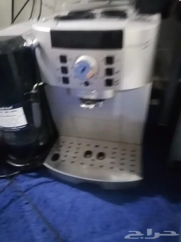 مكينه قهوة ديلونجي ماجنيفيكا 4