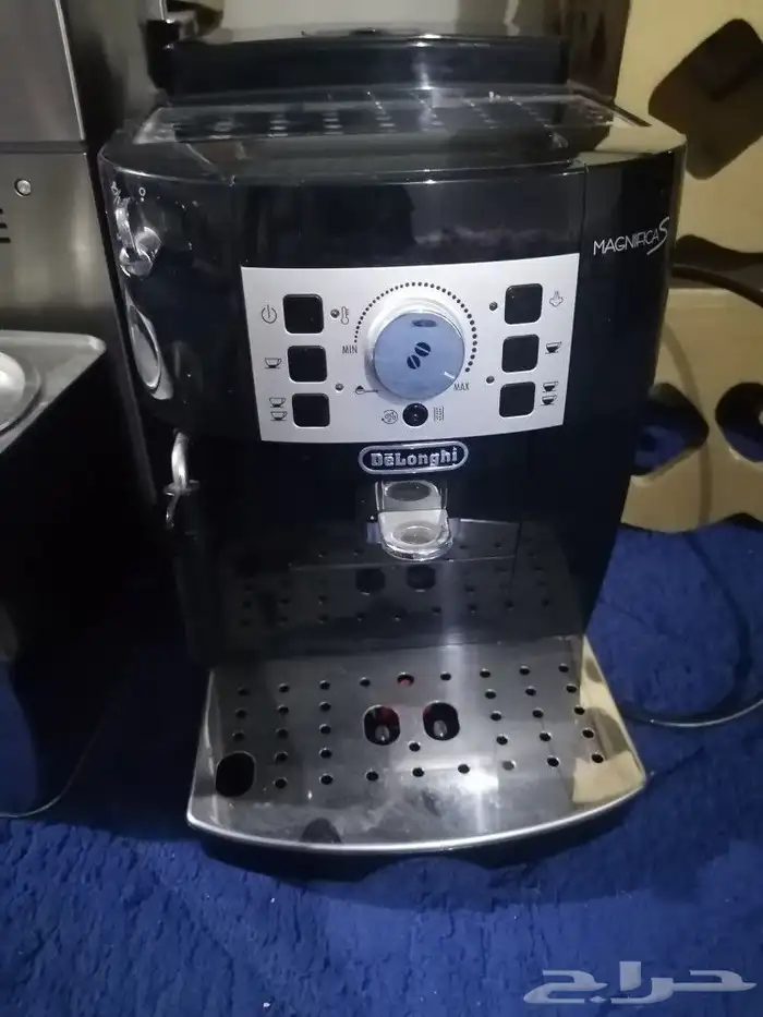 مكينه قهوة ديلونجي ماجنيفيكا 5