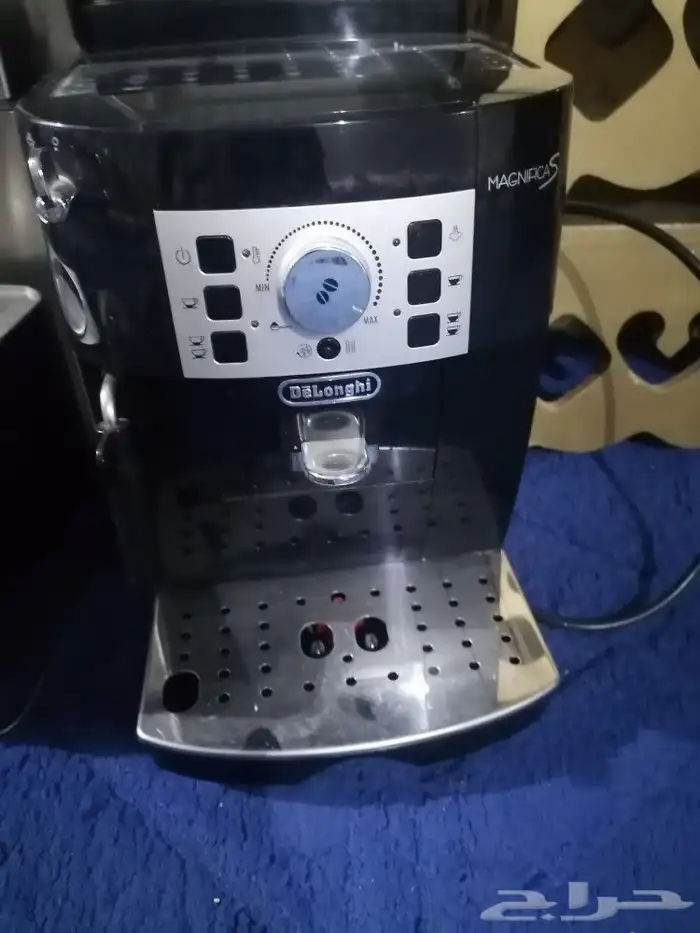 مكينه قهوة ديلونجي ماجنيفيكا 6